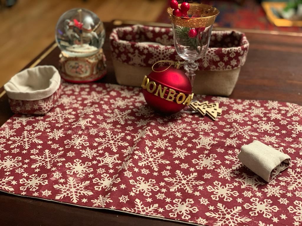 Vuestras mesas navideñas decoradas con nuestros productos