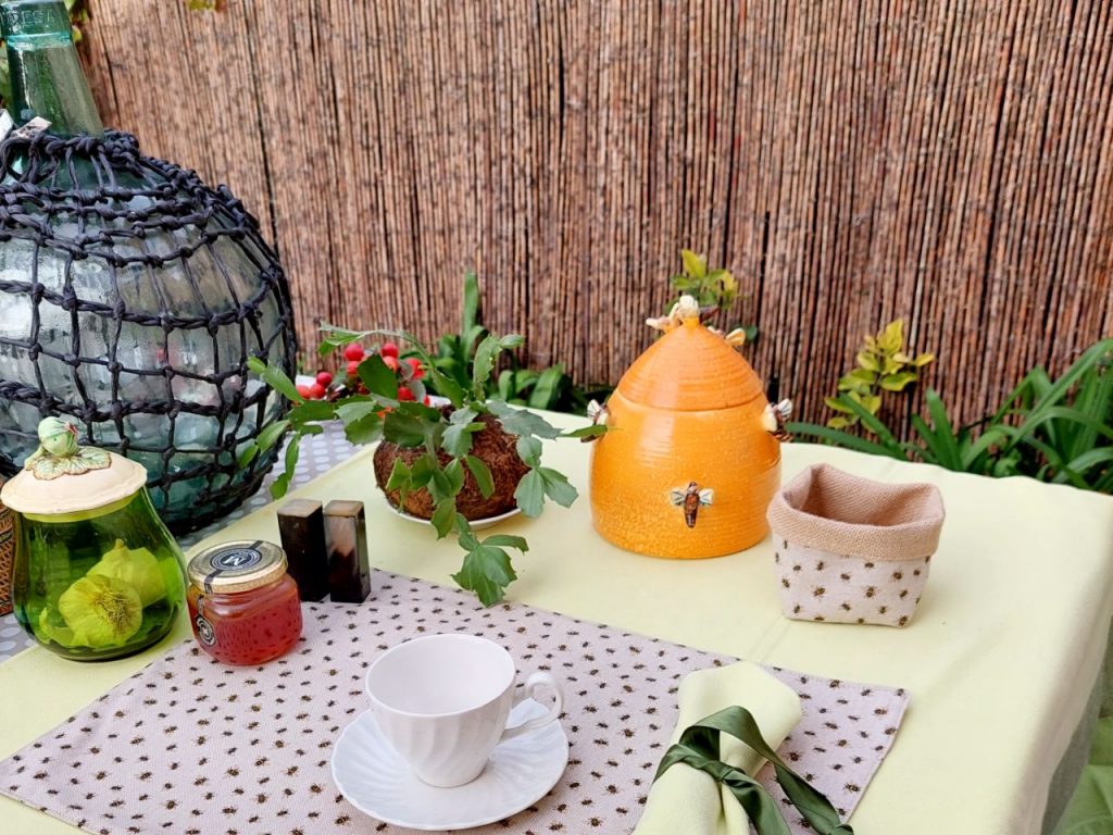 Mantel individual abejas