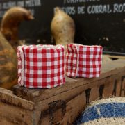 Servilleteros de tela vichy rojo y blanco